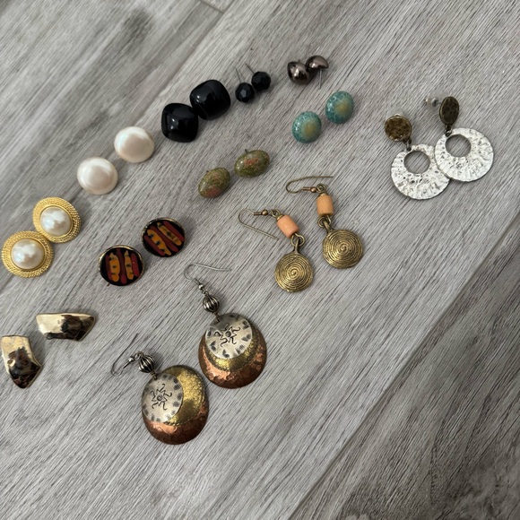 Vintage LOT‎ of Earrings Boho Art Deco MCM 12 pairs! Preowned - Picture 1 of 4